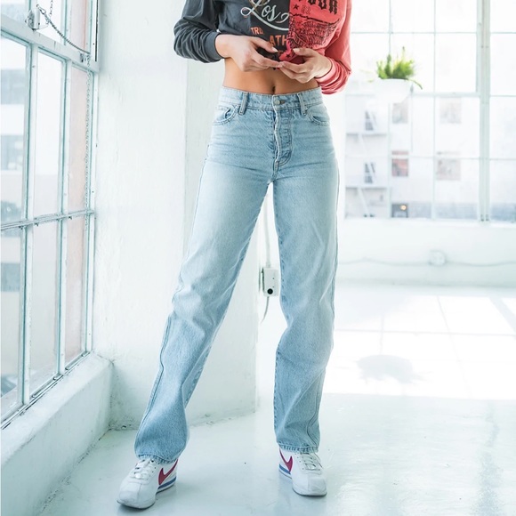 Light wash relaxed fit premium denim jeans - vintage inspired, handmade - Picture 2 of 5